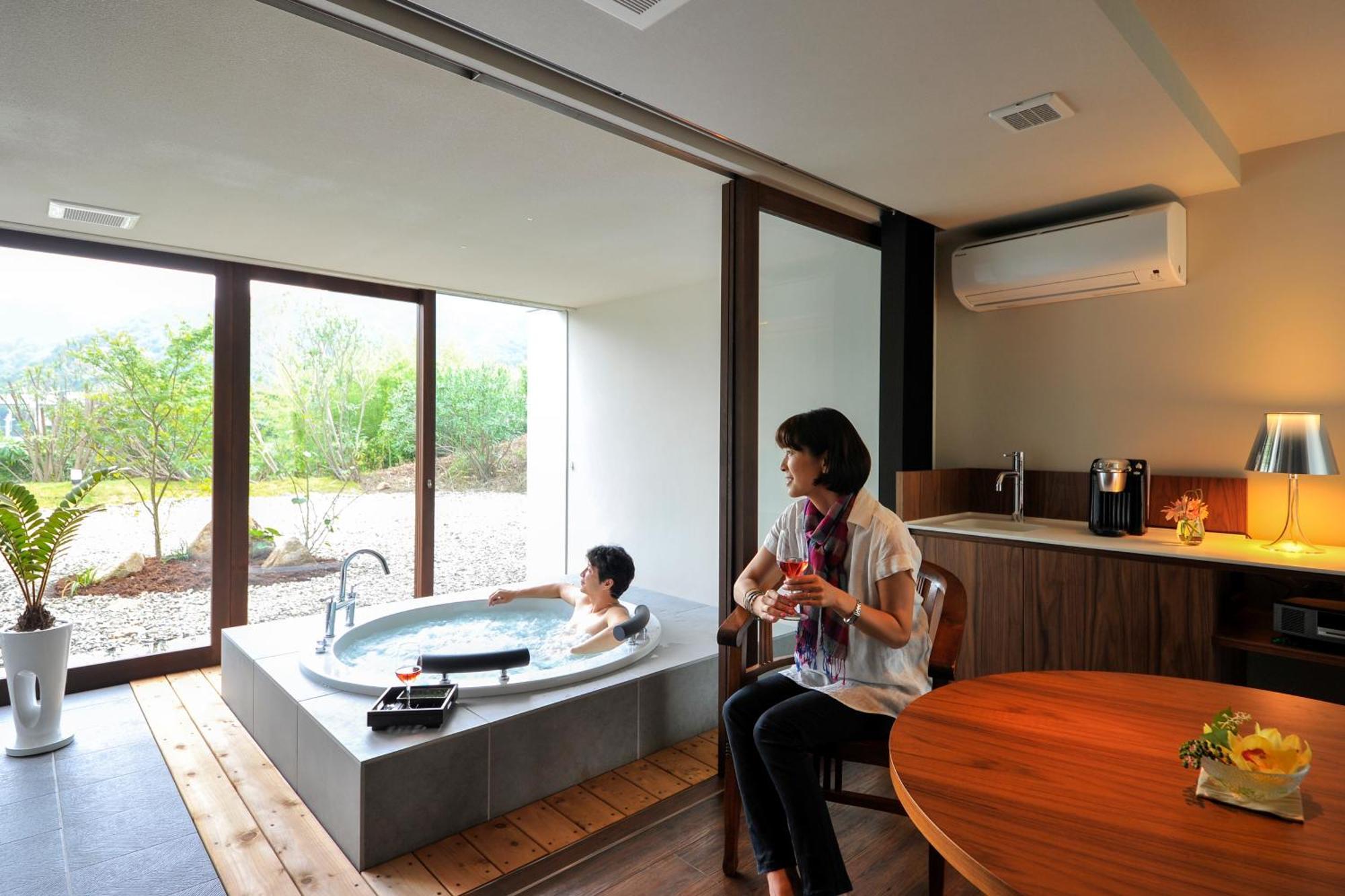 Resort Hotel Moana Coast Naruto  Phòng bức ảnh